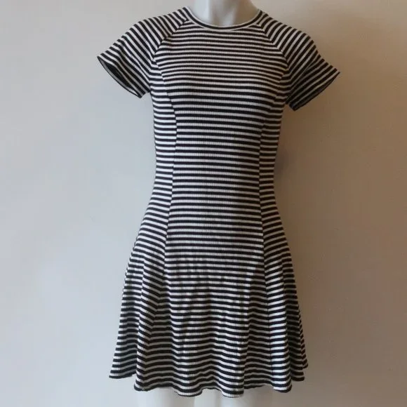 Womens BDG Black White Striped Short Sleeve Mini Dress SP * COLOR: BLACK, WHITE Womens BDG Black White Striped Short Sleeve Mini Dress SP * COLOR: BLACK, WHITE